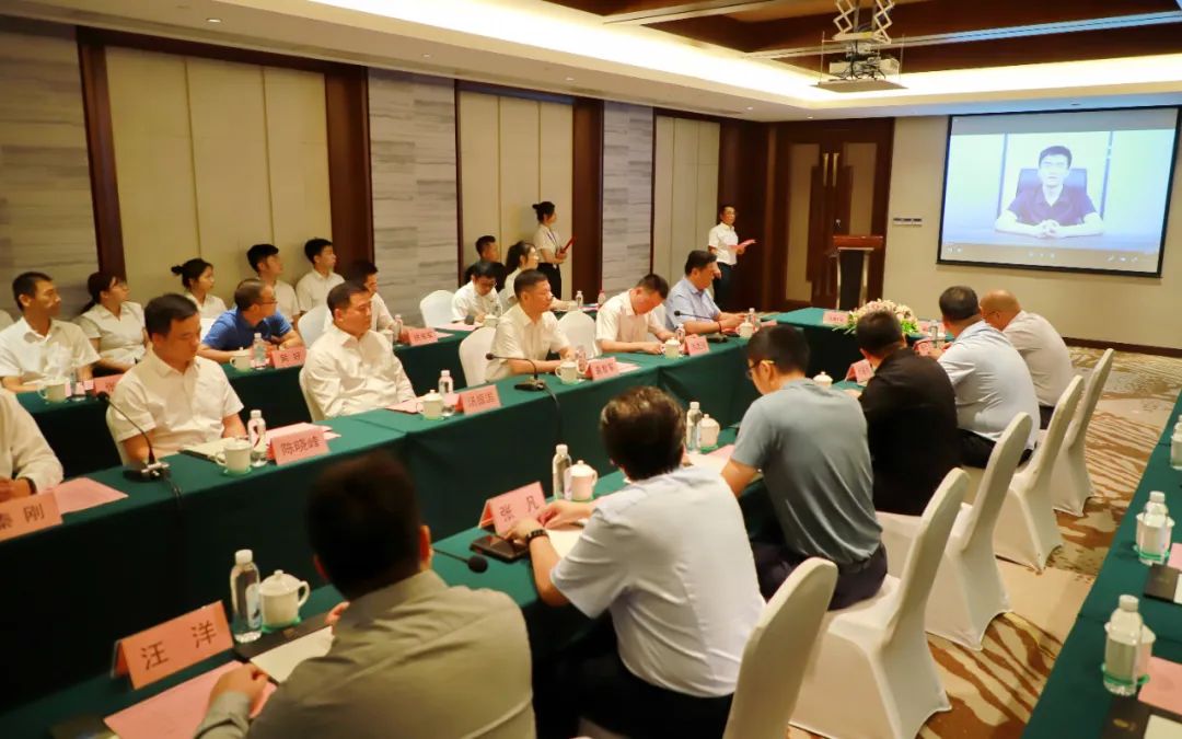 Cmp(冠军)官网 - 西甲希洪竞技主赞助商